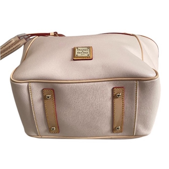 Dooney and Bourke Maddie saffiano leather shoulder bag-blush - Picture 4 of 8